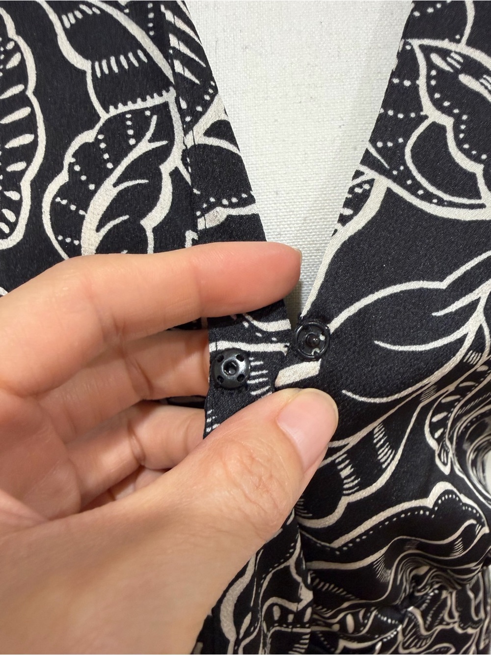 Mango Black and White Leaf-Print Wrap Maxi Dress - Picture 5 of 9